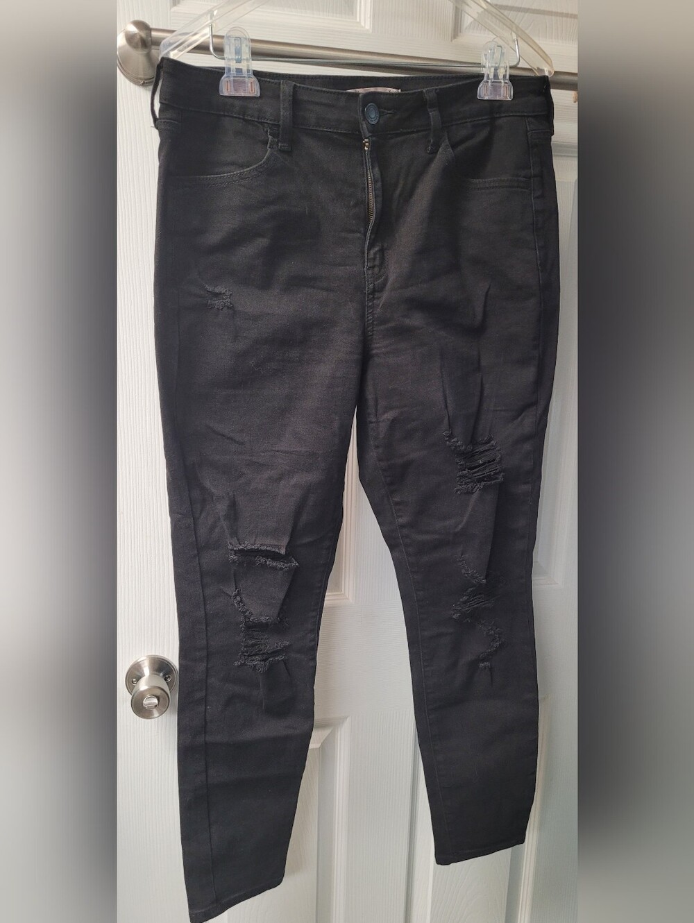 SO Black Skinny Distressed Women's Jeans